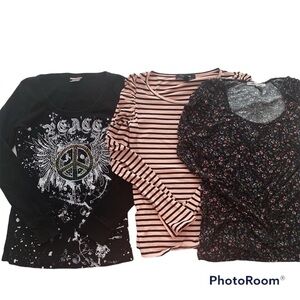 Junior Medium/Large Long Sleeve Tees bundle